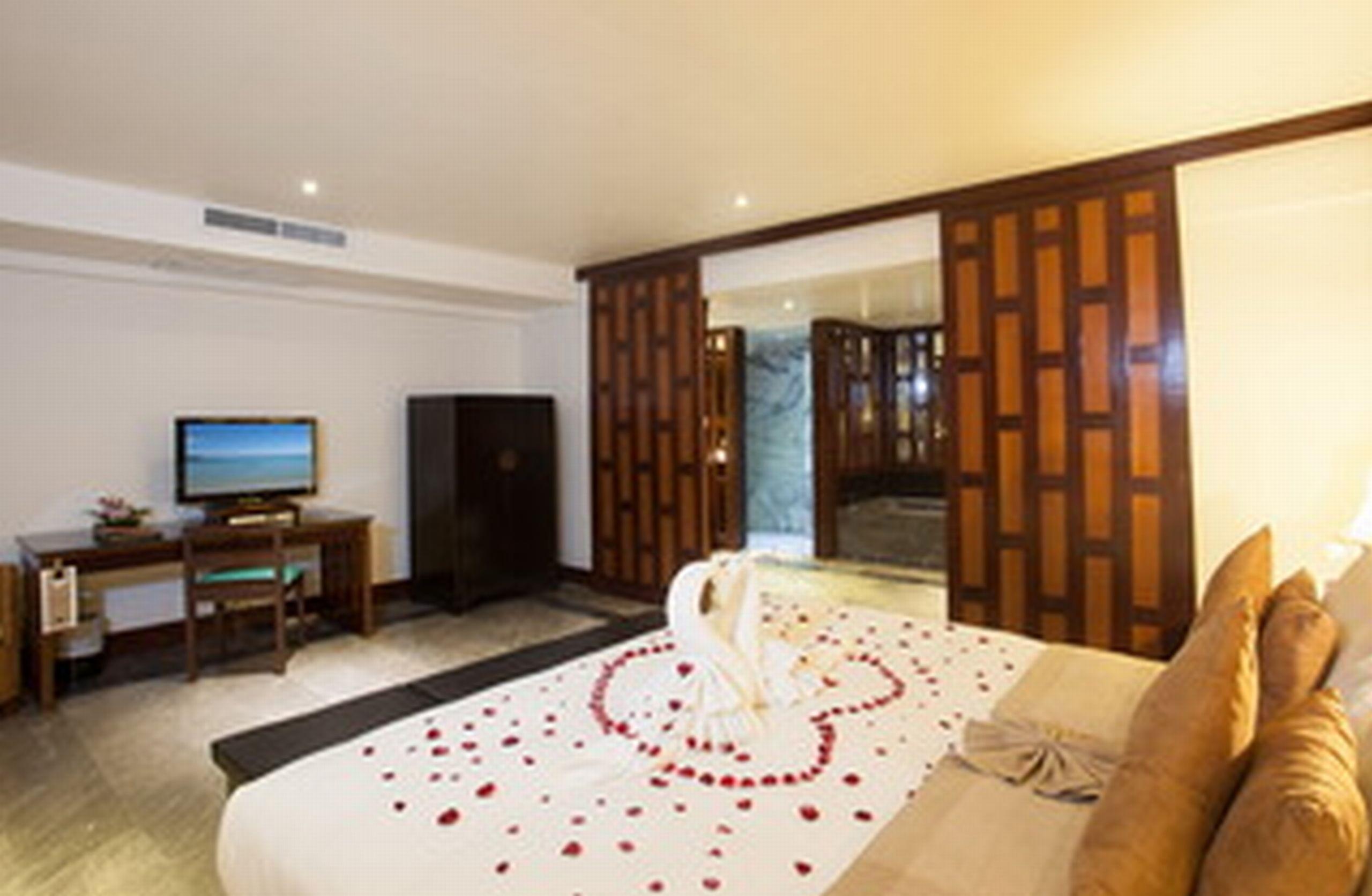 Baan Yin Dee Boutique Resort Phuket - Sha Plus Patong Luaran gambar